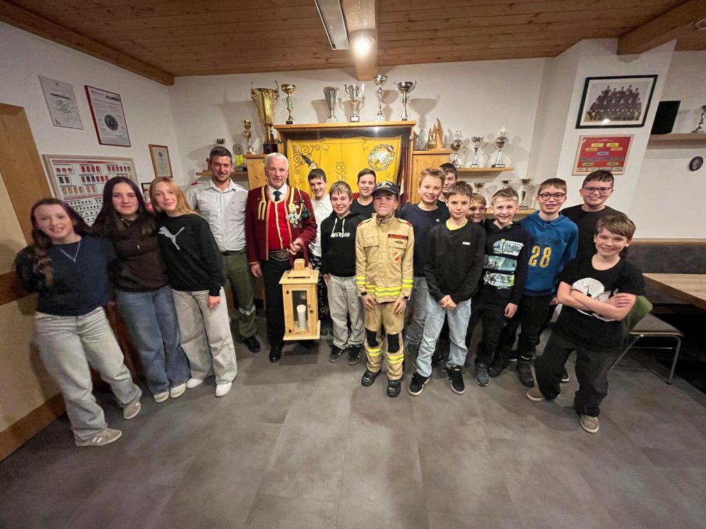 Friedenslicht und Weihnachtsfeier